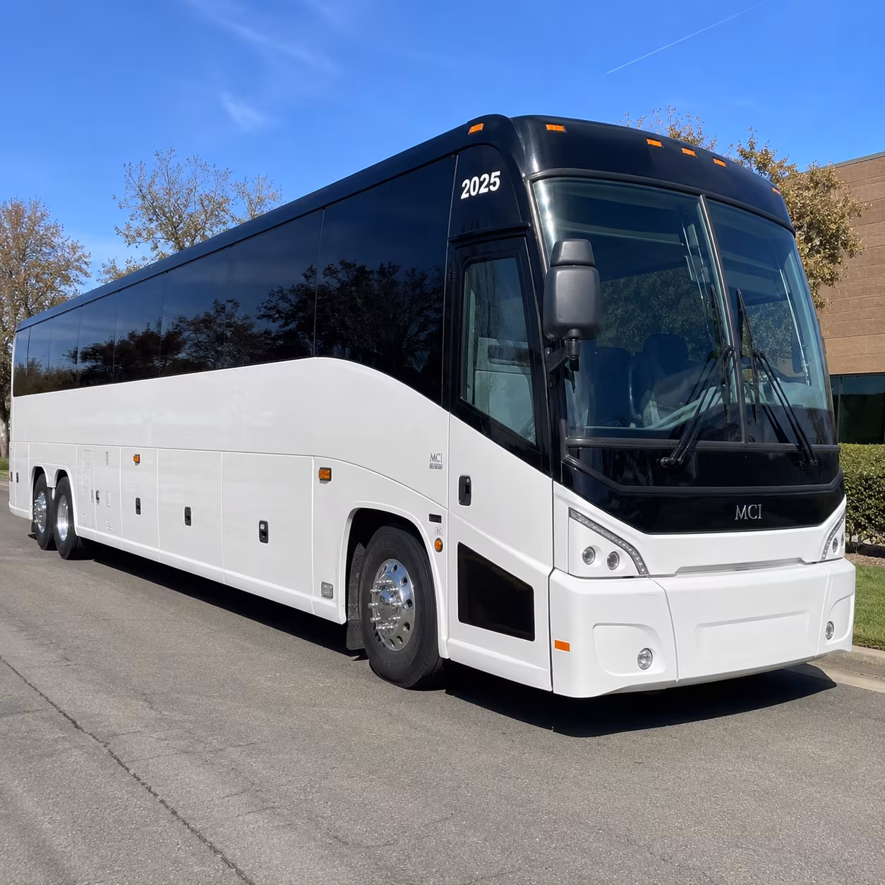 charter buses for broward county convention center events and conference shuttles
